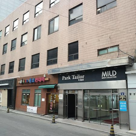 Hotel Storyhouse Myeongdong Seul Zewnętrze zdjęcie