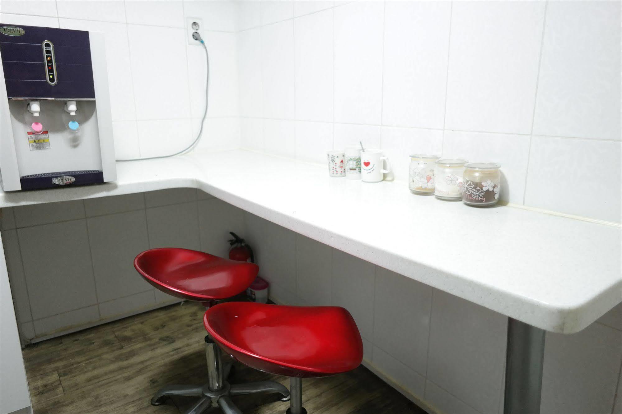 Hotel Storyhouse Myeongdong Seul Zewnętrze zdjęcie